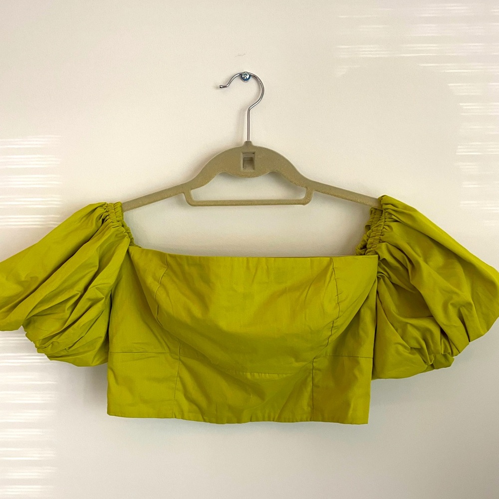 Abercrombie puff sleeve crop top